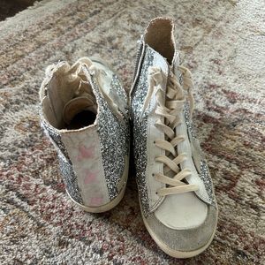 Golden Goose Francy style! Barely worn